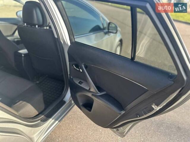 Серый Тойота Авенсис, объемом двигателя 2.2 л и пробегом 240 тыс. км за 6950 $, фото 25 на Automoto.ua