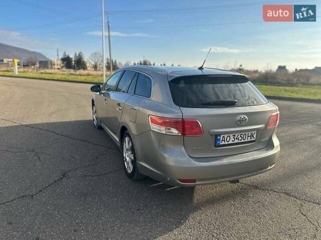 Серый Тойота Авенсис, объемом двигателя 2.2 л и пробегом 240 тыс. км за 6950 $, фото 11 на Automoto.ua