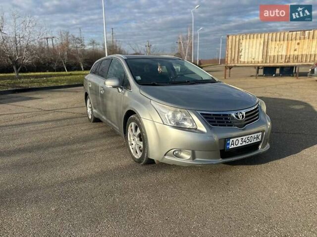 Серый Тойота Авенсис, объемом двигателя 2.2 л и пробегом 240 тыс. км за 6950 $, фото 1 на Automoto.ua