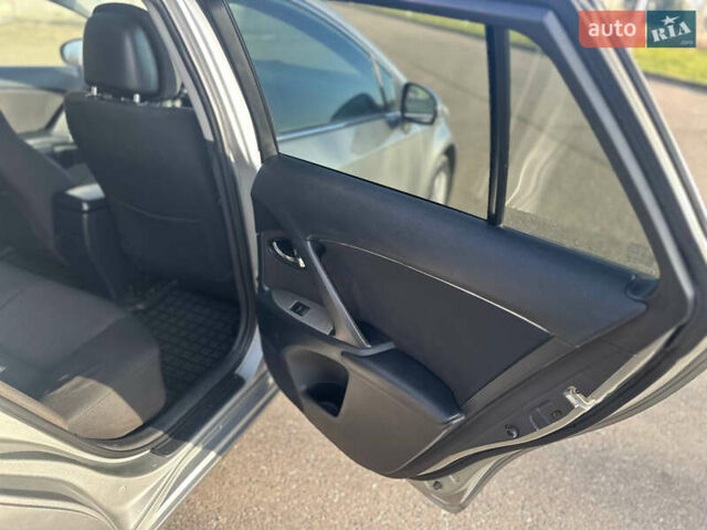 Сірий Тойота Авенсіс, об'ємом двигуна 2.23 л та пробігом 267 тис. км за 6700 $, фото 22 на Automoto.ua