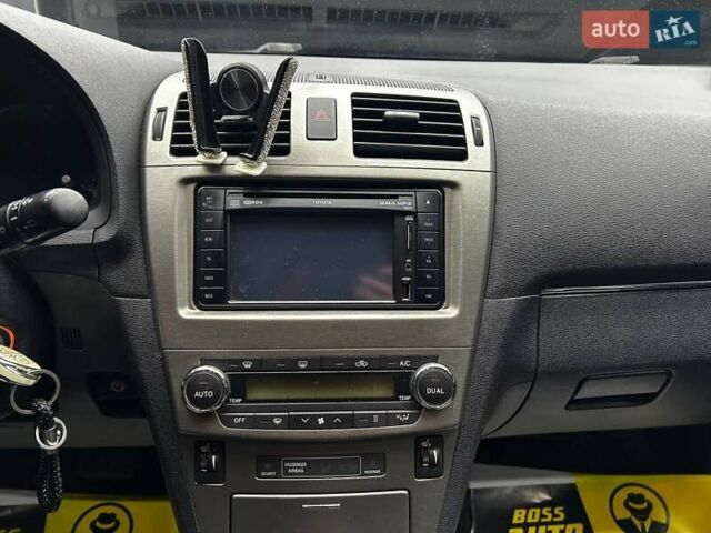 Сірий Тойота Авенсіс, об'ємом двигуна 2.23 л та пробігом 198 тис. км за 9800 $, фото 8 на Automoto.ua