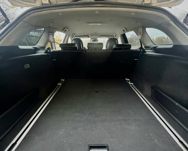 Серый Тойота Авенсис, объемом двигателя 2.23 л и пробегом 275 тыс. км за 8300 $, фото 18 на Automoto.ua