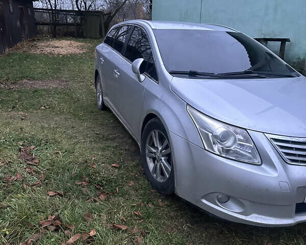 Серый Тойота Авенсис, объемом двигателя 2 л и пробегом 357 тыс. км за 6000 $, фото 5 на Automoto.ua