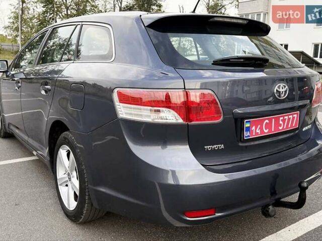 Серый Тойота Авенсис, объемом двигателя 1.6 л и пробегом 200 тыс. км за 8400 $, фото 18 на Automoto.ua