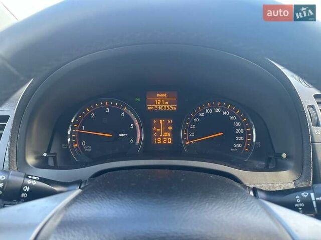 Серый Тойота Авенсис, объемом двигателя 2.2 л и пробегом 240 тыс. км за 6950 $, фото 33 на Automoto.ua