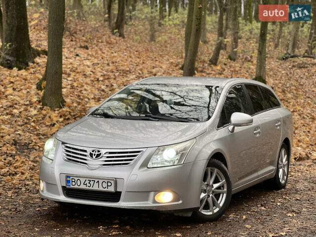 Серый Тойота Авенсис, объемом двигателя 2 л и пробегом 250 тыс. км за 6999 $, фото 3 на Automoto.ua