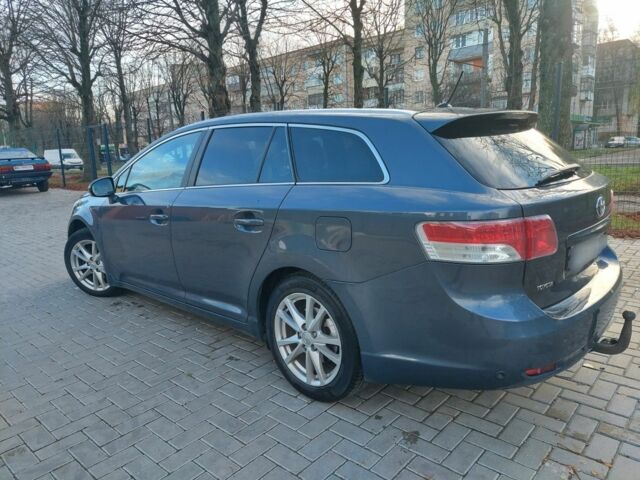 Сірий Тойота Авенсіс, об'ємом двигуна 2 л та пробігом 301 тис. км за 4076 $, фото 13 на Automoto.ua