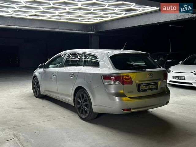 Сірий Тойота Авенсіс, об'ємом двигуна 2.23 л та пробігом 198 тис. км за 9800 $, фото 3 на Automoto.ua