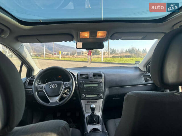 Сірий Тойота Авенсіс, об'ємом двигуна 2.23 л та пробігом 267 тис. км за 6700 $, фото 16 на Automoto.ua