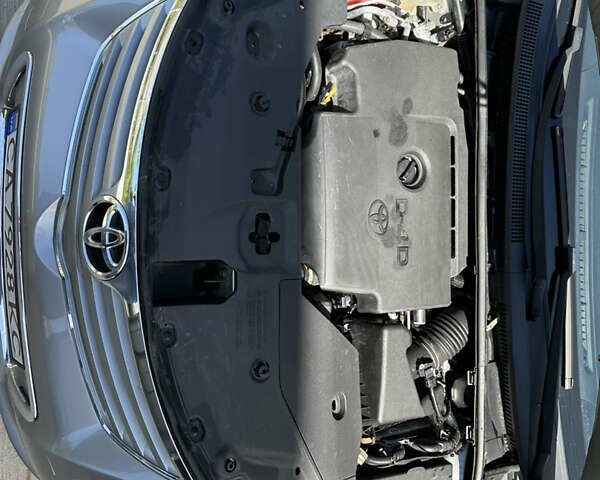 Сірий Тойота Авенсіс, об'ємом двигуна 2 л та пробігом 250 тис. км за 8500 $, фото 7 на Automoto.ua
