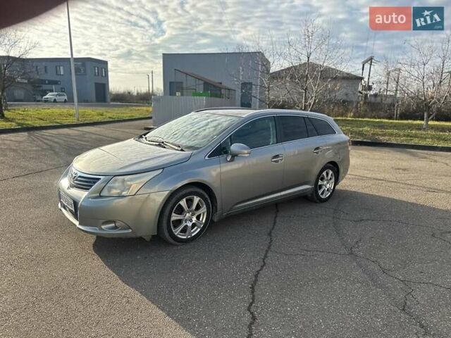 Серый Тойота Авенсис, объемом двигателя 2.2 л и пробегом 240 тыс. км за 6950 $, фото 6 на Automoto.ua