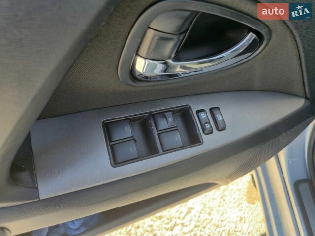 Серый Тойота Авенсис, объемом двигателя 2.2 л и пробегом 220 тыс. км за 10500 $, фото 10 на Automoto.ua