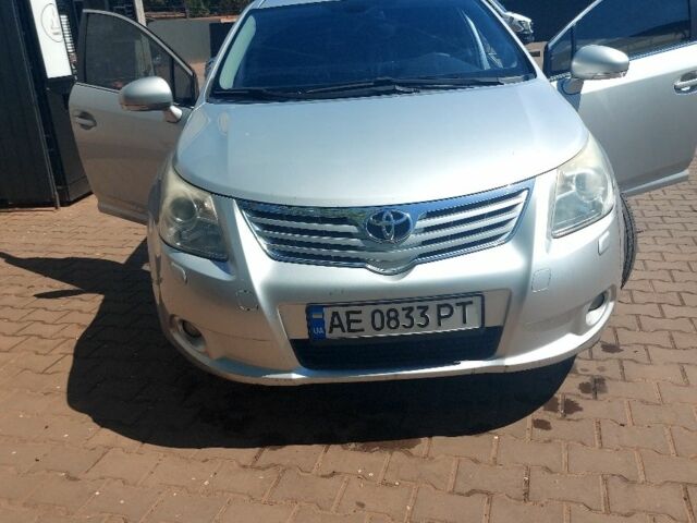 Серый Тойота Авенсис, объемом двигателя 2.2 л и пробегом 290 тыс. км за 8700 $, фото 1 на Automoto.ua