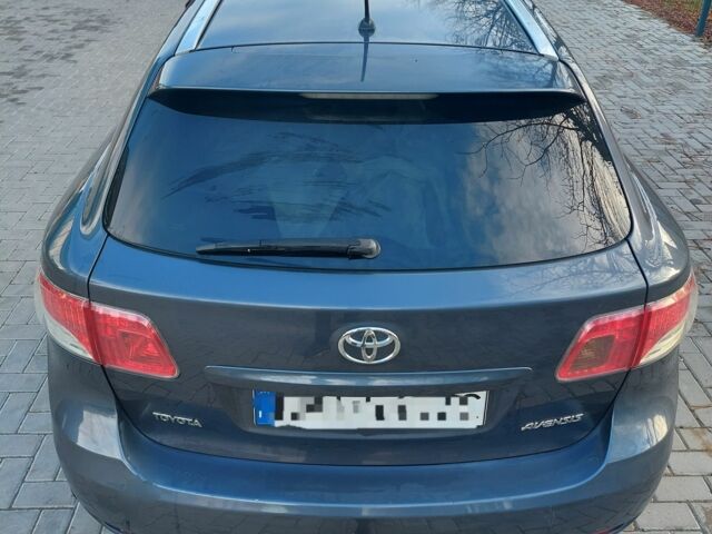 Сірий Тойота Авенсіс, об'ємом двигуна 2 л та пробігом 301 тис. км за 4076 $, фото 6 на Automoto.ua
