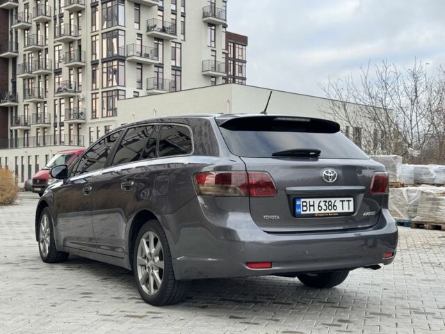 Сірий Тойота Авенсіс, об'ємом двигуна 2.2 л та пробігом 307 тис. км за 8499 $, фото 3 на Automoto.ua