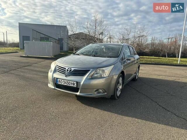 Серый Тойота Авенсис, объемом двигателя 2.2 л и пробегом 240 тыс. км за 6950 $, фото 3 на Automoto.ua