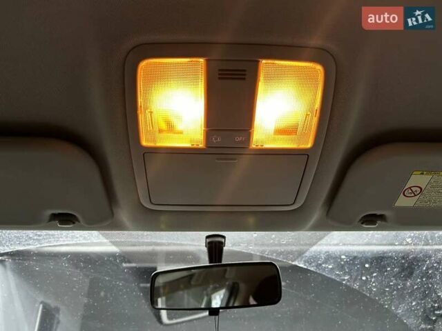 Сірий Тойота Авенсіс, об'ємом двигуна 2.23 л та пробігом 198 тис. км за 9800 $, фото 10 на Automoto.ua