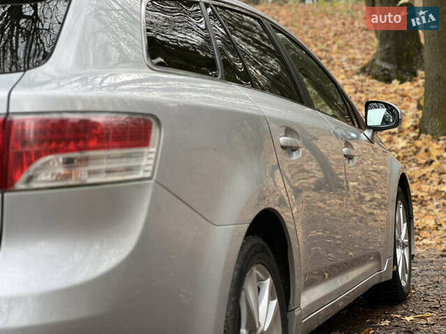 Серый Тойота Авенсис, объемом двигателя 2 л и пробегом 250 тыс. км за 6999 $, фото 35 на Automoto.ua