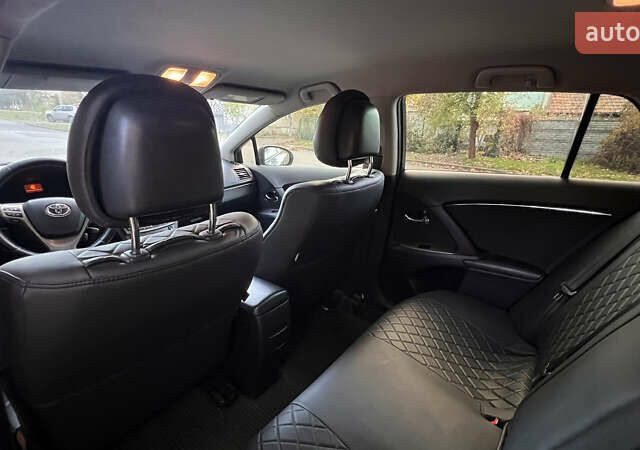 Сірий Тойота Авенсіс, об'ємом двигуна 2 л та пробігом 315 тис. км за 10500 $, фото 10 на Automoto.ua