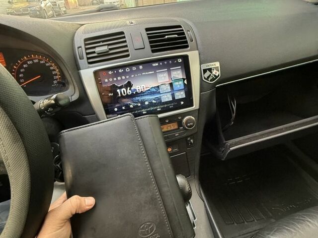 Серый Тойота Авенсис, объемом двигателя 1.8 л и пробегом 230 тыс. км за 8850 $, фото 16 на Automoto.ua