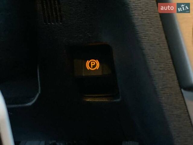 Серый Тойота Авенсис, объемом двигателя 1.99 л и пробегом 200 тыс. км за 9490 $, фото 32 на Automoto.ua