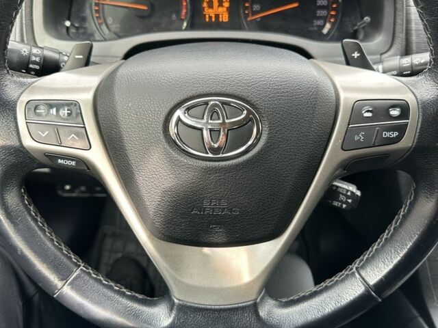 Сірий Тойота Авенсіс, об'ємом двигуна 2.2 л та пробігом 244 тис. км за 8750 $, фото 15 на Automoto.ua