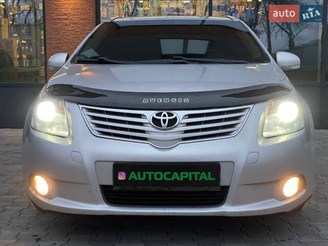 Серый Тойота Авенсис, объемом двигателя 1.99 л и пробегом 200 тыс. км за 9490 $, фото 4 на Automoto.ua