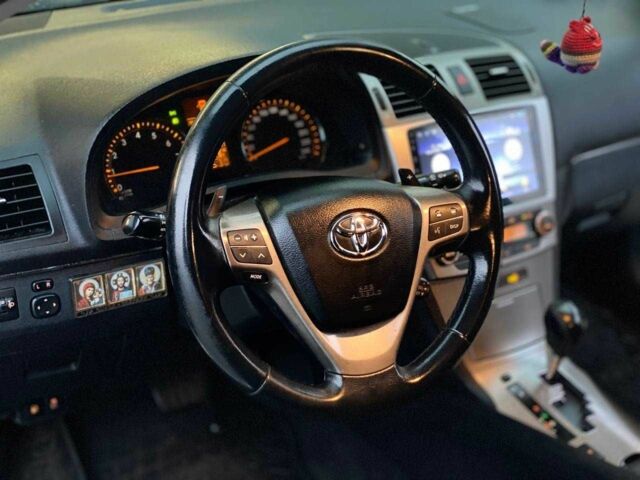 Серый Тойота Авенсис, объемом двигателя 2 л и пробегом 200 тыс. км за 9490 $, фото 11 на Automoto.ua