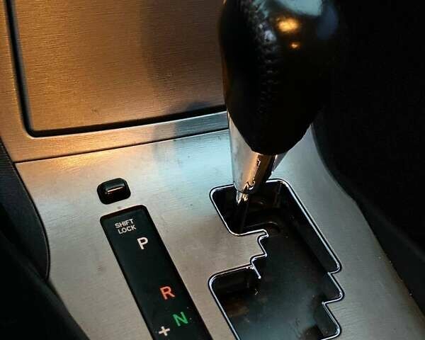 Серый Тойота Авенсис, объемом двигателя 1.99 л и пробегом 200 тыс. км за 9490 $, фото 34 на Automoto.ua