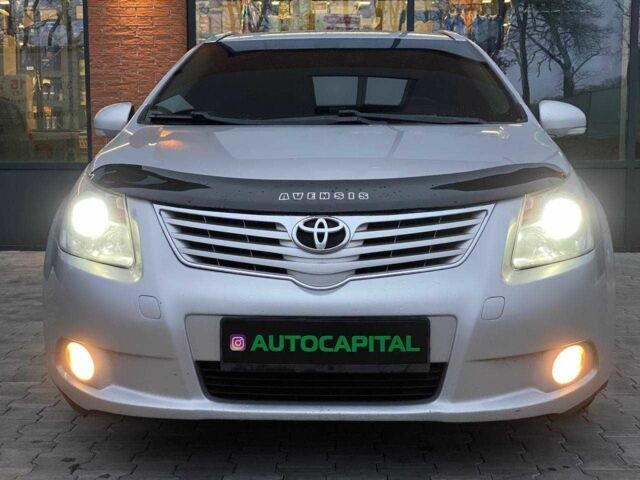 Серый Тойота Авенсис, объемом двигателя 2 л и пробегом 200 тыс. км за 9490 $, фото 1 на Automoto.ua