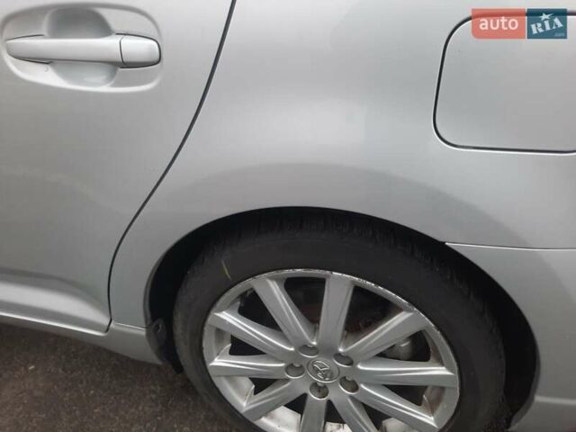 Сірий Тойота Авенсіс, об'ємом двигуна 2 л та пробігом 217 тис. км за 11000 $, фото 22 на Automoto.ua
