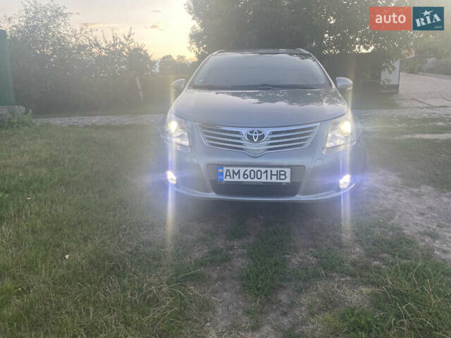 Серый Тойота Авенсис, объемом двигателя 2 л и пробегом 290 тыс. км за 9300 $, фото 8 на Automoto.ua