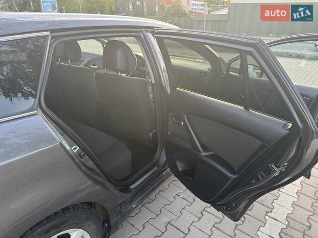 Серый Тойота Авенсис, объемом двигателя 2.23 л и пробегом 364 тыс. км за 8000 $, фото 8 на Automoto.ua