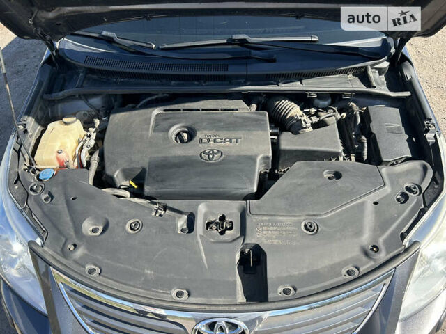 Сірий Тойота Авенсіс, об'ємом двигуна 2.23 л та пробігом 259 тис. км за 11000 $, фото 15 на Automoto.ua