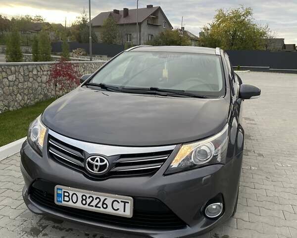 Серый Тойота Авенсис, объемом двигателя 2 л и пробегом 258 тыс. км за 9700 $, фото 8 на Automoto.ua