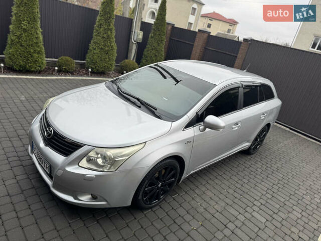 Серый Тойота Авенсис, объемом двигателя 2.2 л и пробегом 243 тыс. км за 9400 $, фото 6 на Automoto.ua