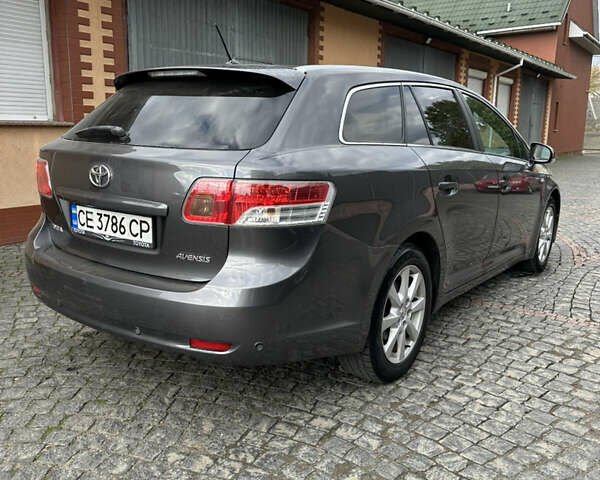 Серый Тойота Авенсис, объемом двигателя 2.23 л и пробегом 244 тыс. км за 8900 $, фото 5 на Automoto.ua