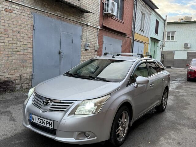 Серый Тойота Авенсис, объемом двигателя 1.8 л и пробегом 230 тыс. км за 8850 $, фото 11 на Automoto.ua