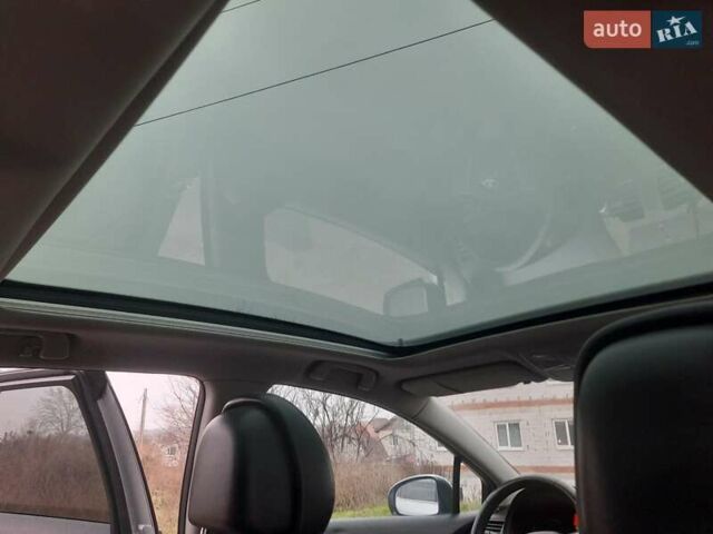 Сірий Тойота Авенсіс, об'ємом двигуна 2 л та пробігом 217 тис. км за 11000 $, фото 12 на Automoto.ua