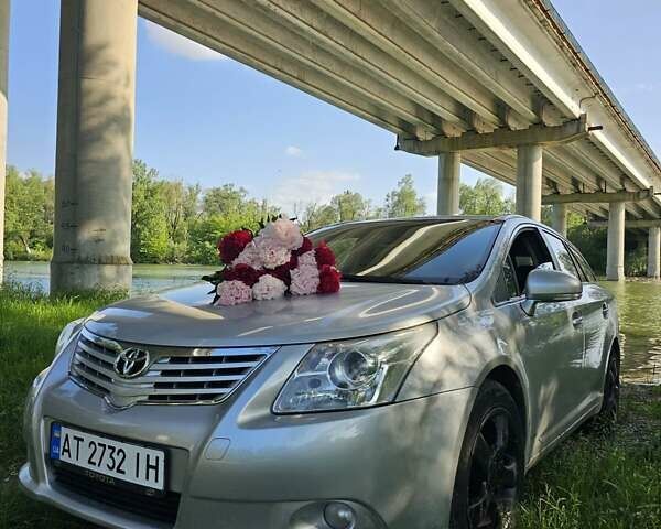 Серый Тойота Авенсис, объемом двигателя 2.2 л и пробегом 340 тыс. км за 7300 $, фото 4 на Automoto.ua