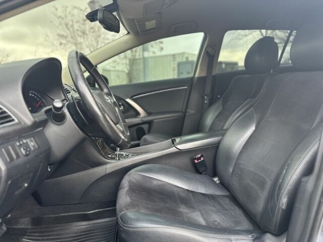 Сірий Тойота Авенсіс, об'ємом двигуна 2.2 л та пробігом 230 тис. км за 8400 $, фото 6 на Automoto.ua