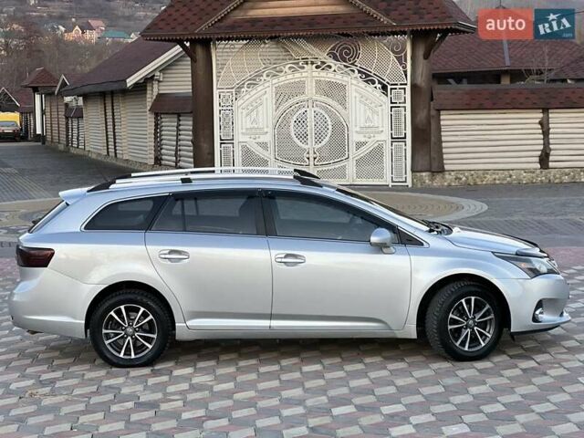 Сірий Тойота Авенсіс, об'ємом двигуна 2 л та пробігом 379 тис. км за 7850 $, фото 4 на Automoto.ua