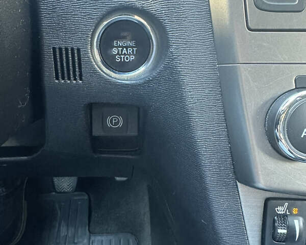 Серый Тойота Авенсис, объемом двигателя 1.99 л и пробегом 248 тыс. км за 12200 $, фото 33 на Automoto.ua