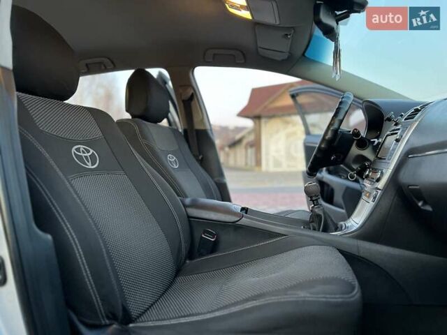 Сірий Тойота Авенсіс, об'ємом двигуна 2 л та пробігом 379 тис. км за 7850 $, фото 41 на Automoto.ua