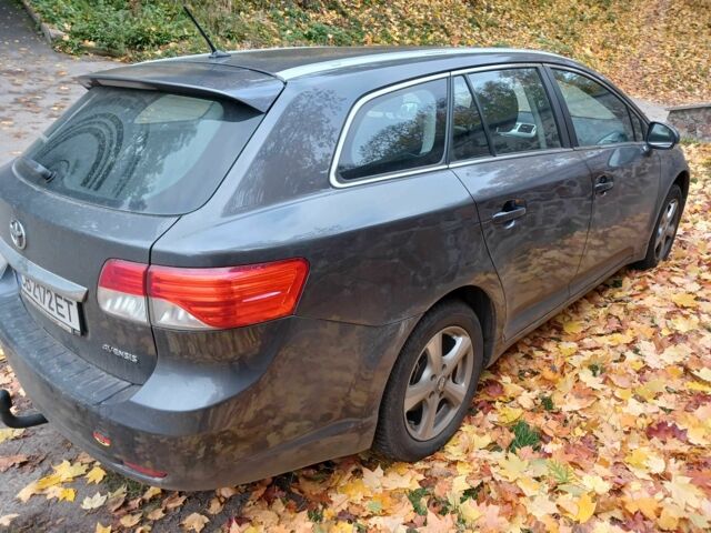 Серый Тойота Авенсис, объемом двигателя 1.8 л и пробегом 202 тыс. км за 9300 $, фото 4 на Automoto.ua