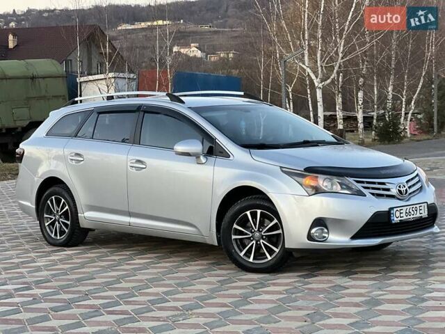 Сірий Тойота Авенсіс, об'ємом двигуна 2 л та пробігом 379 тис. км за 7850 $, фото 2 на Automoto.ua