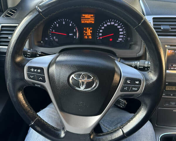 Серый Тойота Авенсис, объемом двигателя 1.99 л и пробегом 248 тыс. км за 12200 $, фото 36 на Automoto.ua