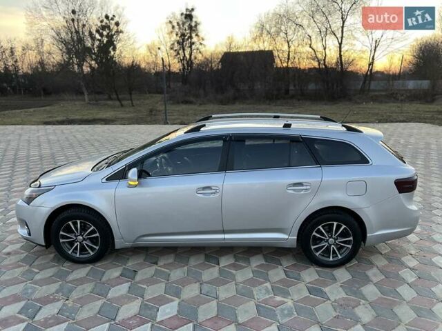 Сірий Тойота Авенсіс, об'ємом двигуна 2 л та пробігом 379 тис. км за 7850 $, фото 17 на Automoto.ua