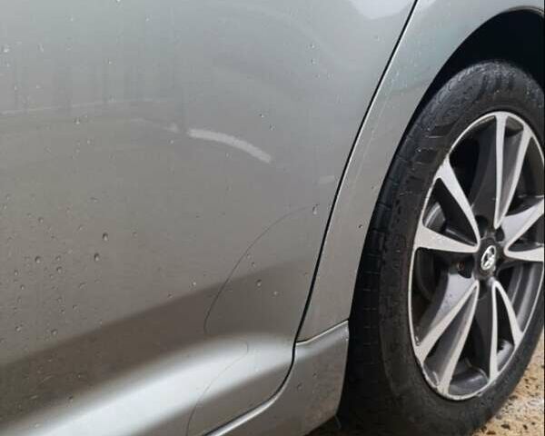 Сірий Тойота Авенсіс, об'ємом двигуна 2.23 л та пробігом 256 тис. км за 10800 $, фото 13 на Automoto.ua