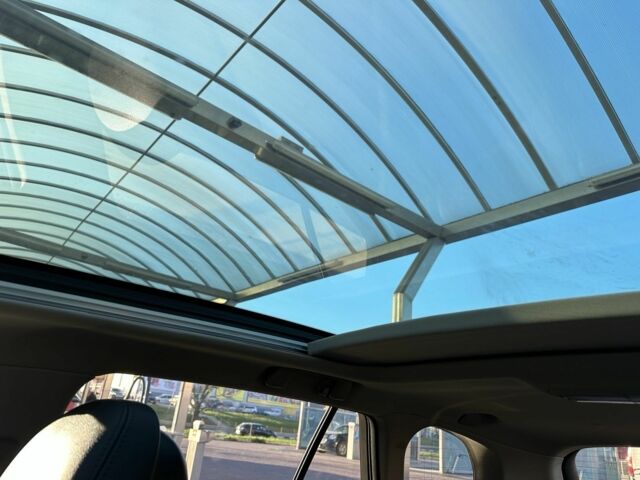 Серый Тойота Авенсис, объемом двигателя 2.2 л и пробегом 244 тыс. км за 9700 $, фото 10 на Automoto.ua